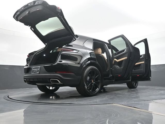 New 2026 Porsche Cayenne image 26