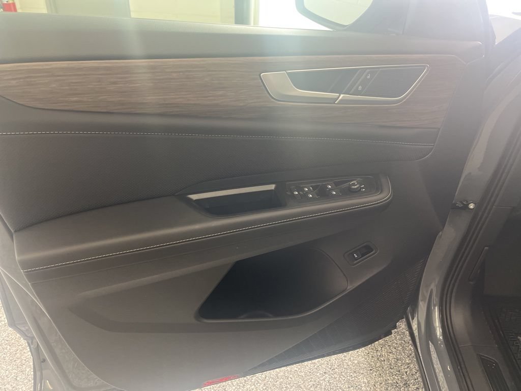New 2026 Volkswagen Atlas SEL AWD/4WD image 14