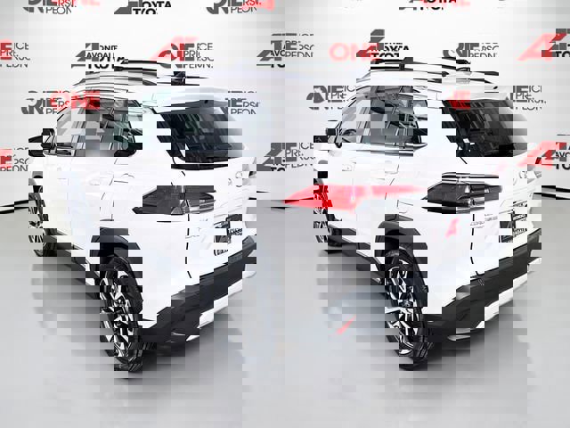 Certified 2025 Toyota Corolla Cross XLE w/ Convenience Package image 5