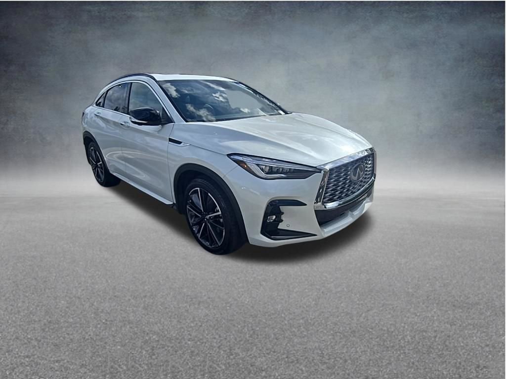 Used 2023 INFINITI QX55 Essential AWD/4WD image 3