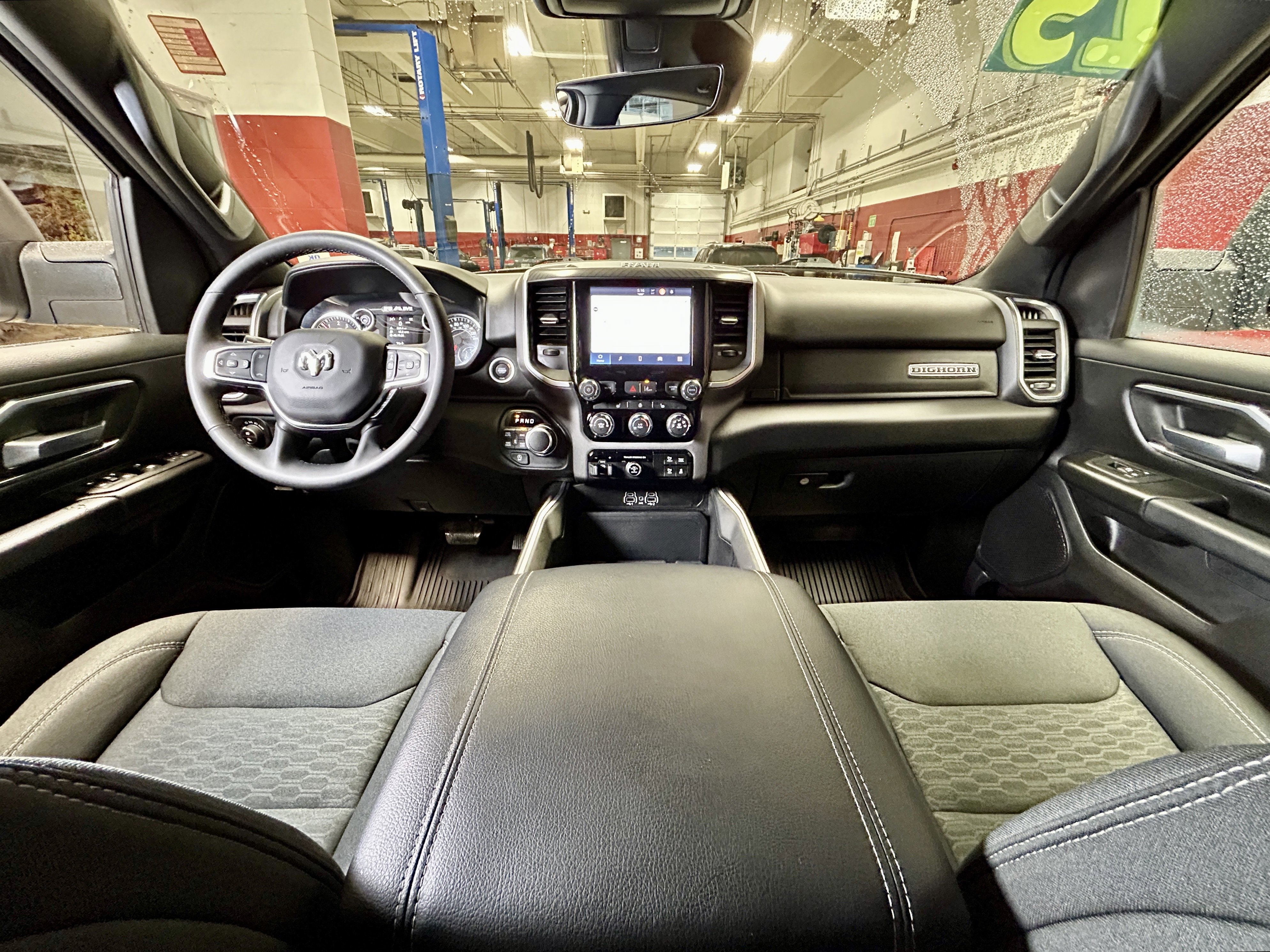 Certified 2025 RAM 1500 Big Horn AWD/4WD image 24