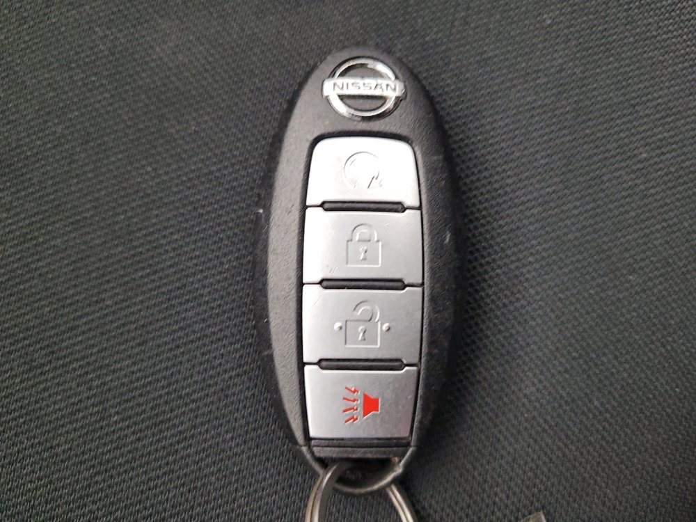 Used 2018 Nissan Pathfinder SV AWD/4WD image 32