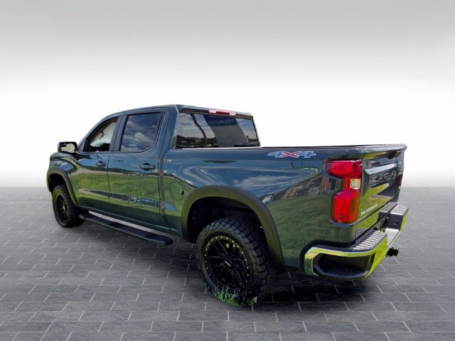 Used 2025 Chevrolet Silverado 1500 LT AWD/4WD image 5