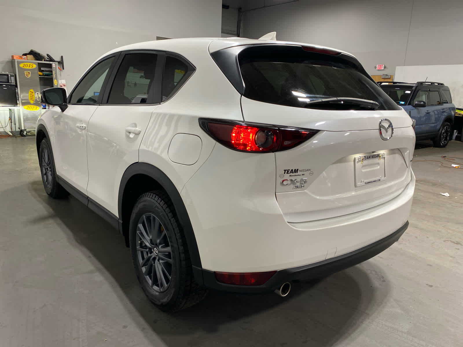 Used 2020 MAZDA CX-5 Touring image 3