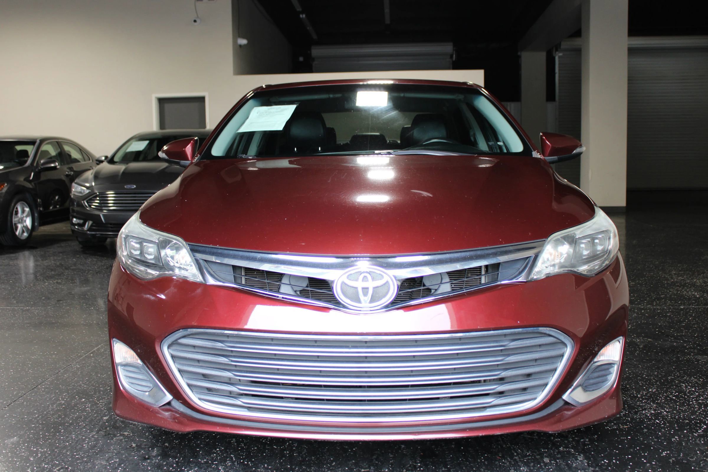 Used 2013 Toyota Avalon XLE FWD image 8