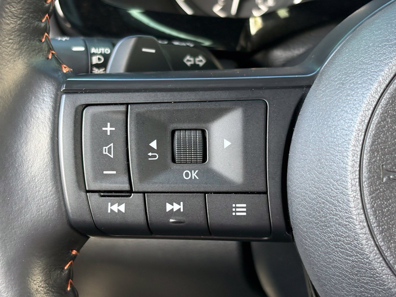 Certified 2025 Nissan Pathfinder Rock Creek AWD/4WD image 31