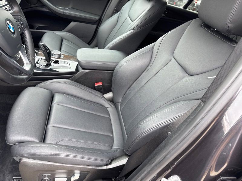 Used 2018 BMW X3 xDrive30i image 11