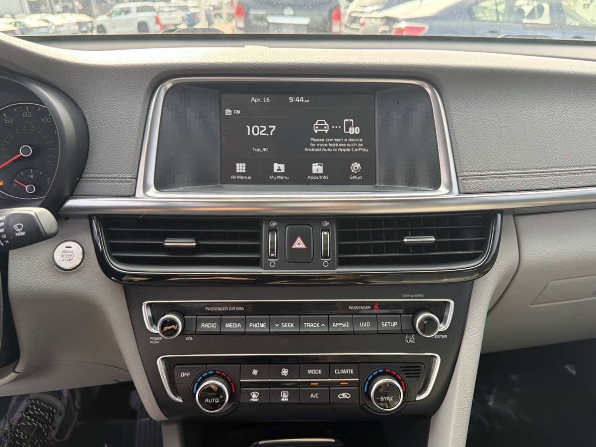 Used 2018 Kia Optima EX image 22