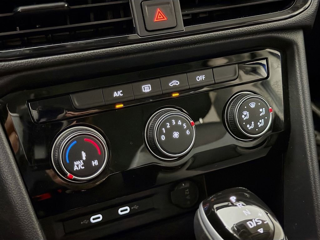 Used 2024 Volkswagen Taos S w/ MDO Package image 17