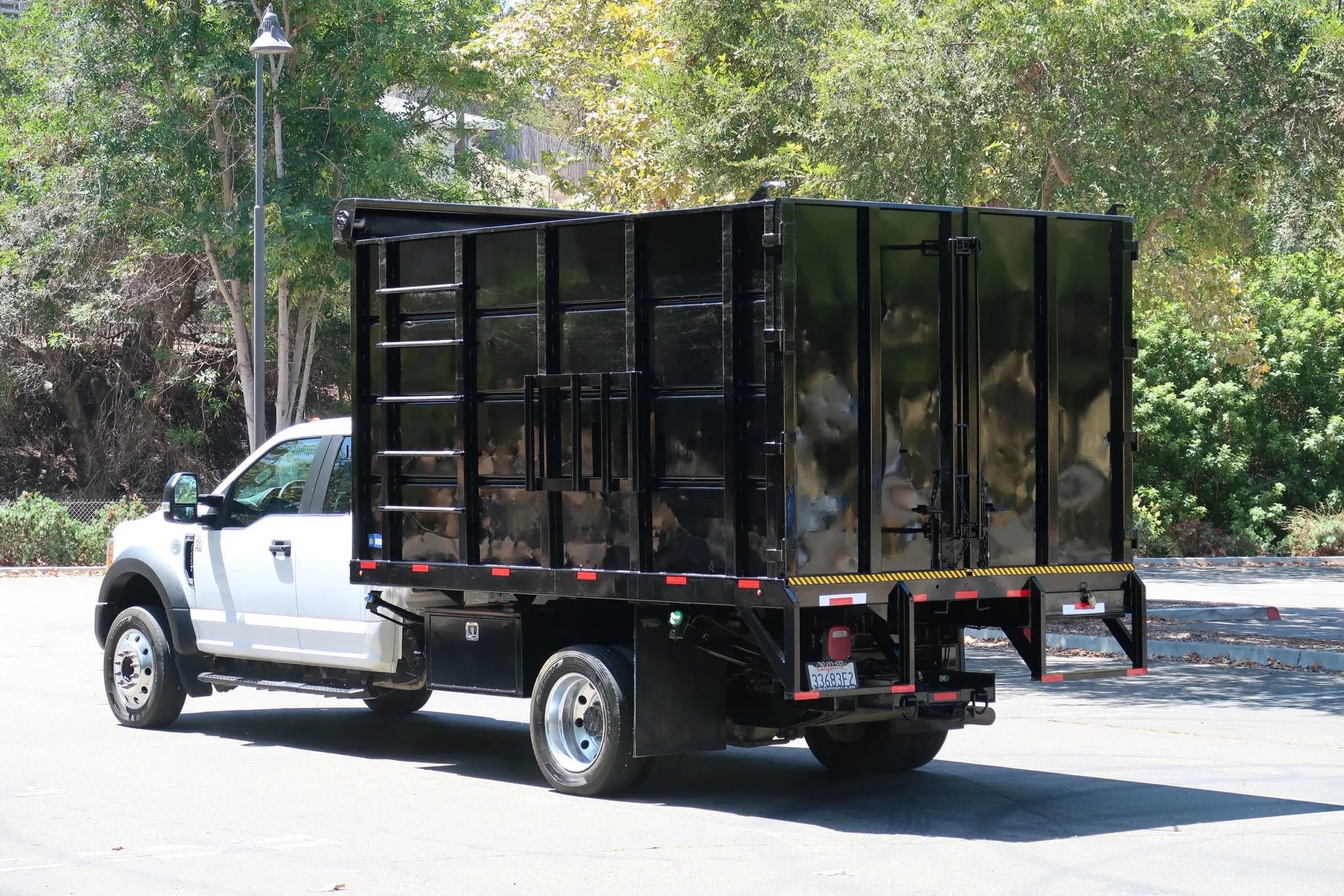 Used 2017 Ford F550 2WD SuperCab Super Duty image 19