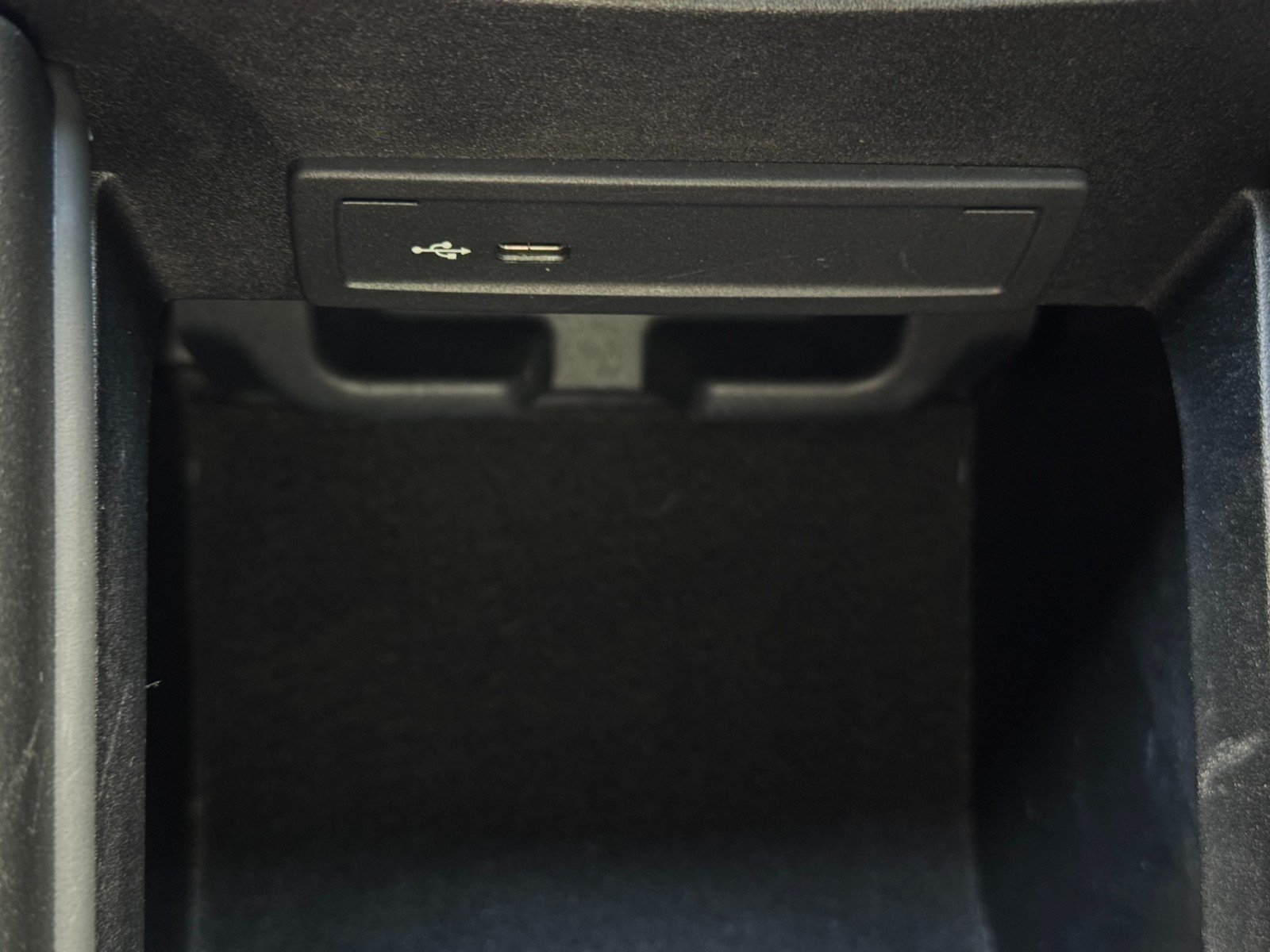 Used 2021 Mercedes-Benz GLS 580 4MATIC image 41