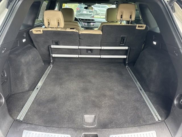 Used 2017 Cadillac XT5 Luxury w/ Driver Awareness Package image 10