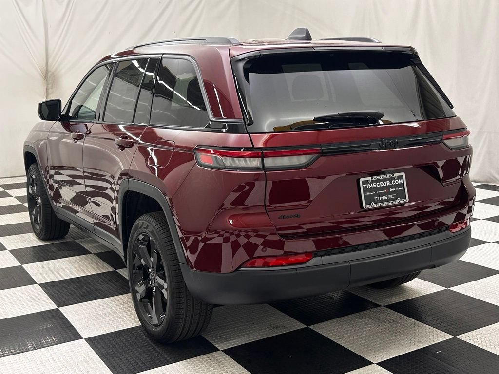 New 2026 Jeep Grand Cherokee Limited w/ Limited Altitude Package AWD/4WD image 5