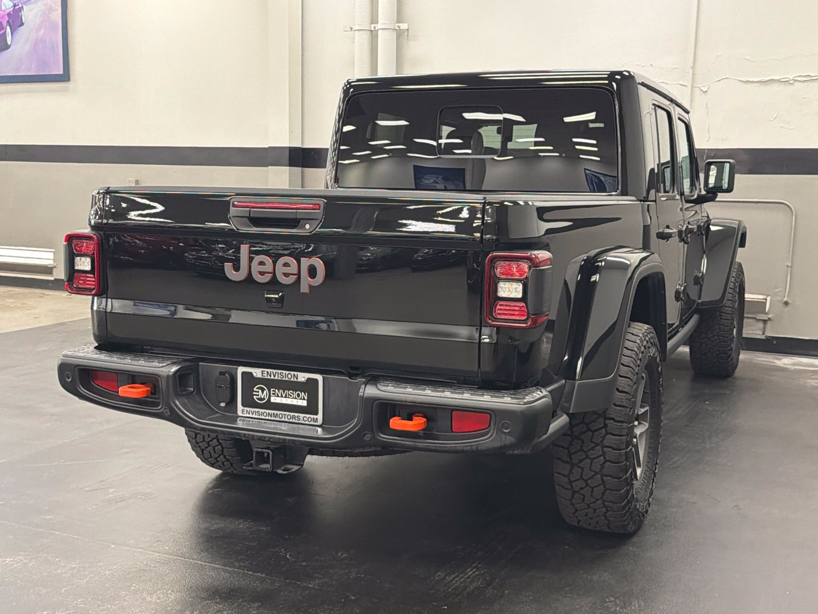 Used 2025 Jeep Gladiator Mojave AWD/4WD image 12