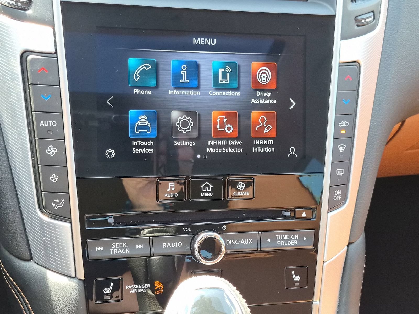Used 2023 INFINITI Q50 Luxe w/ Cargo Package RWD image 23