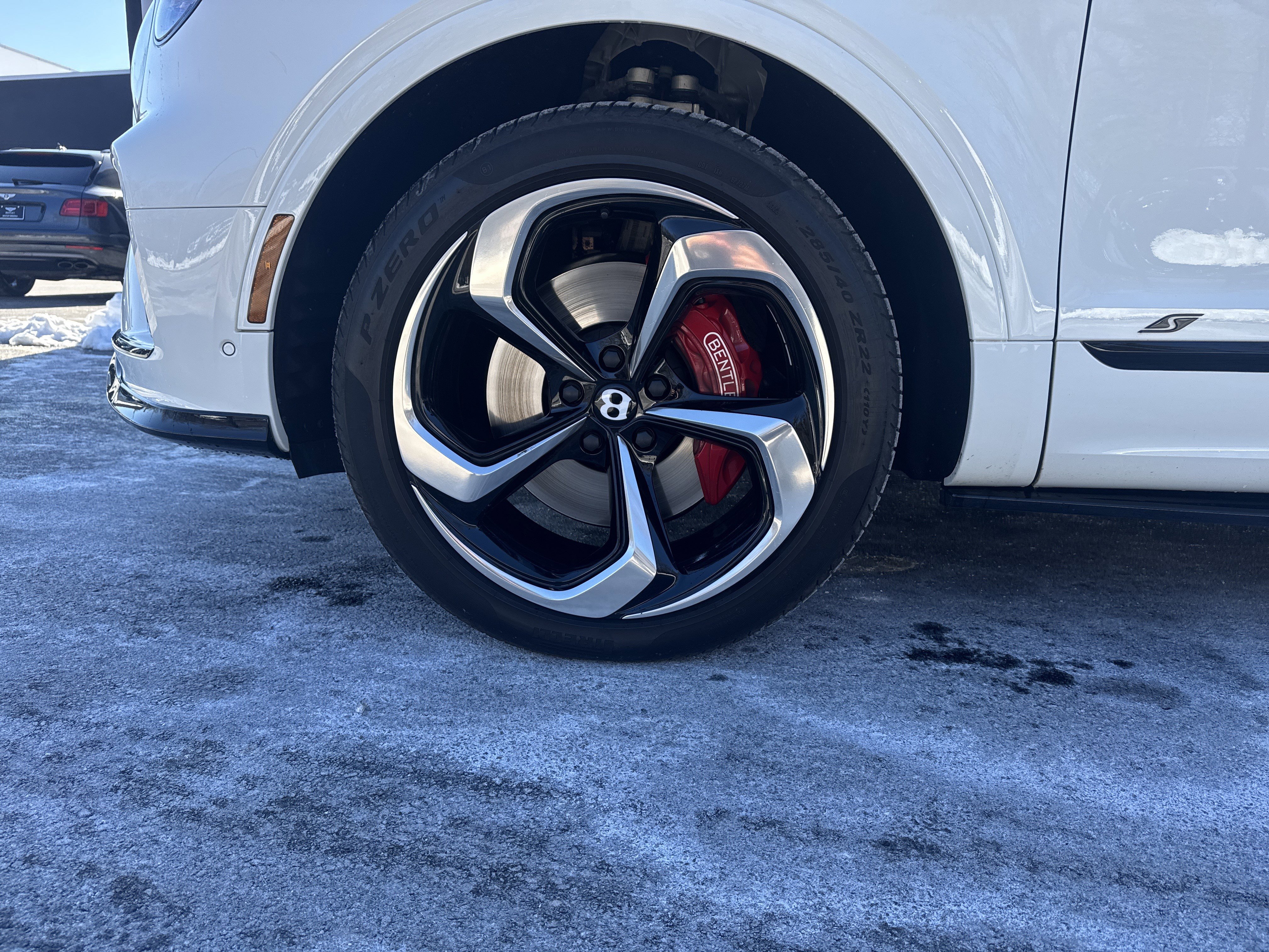 Used 2022 Bentley Bentayga S image 6