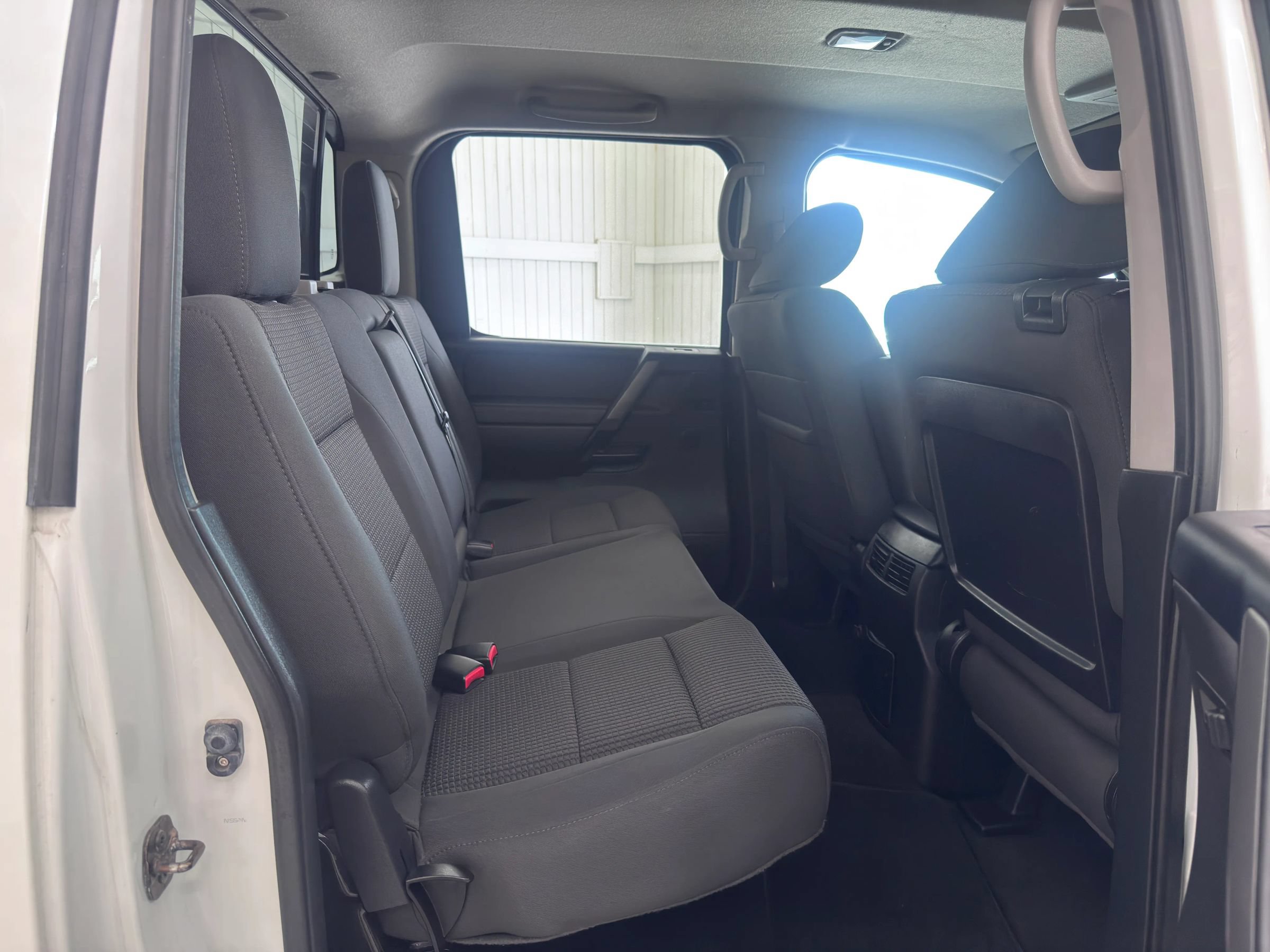 Used 2012 Nissan Titan SV RWD image 11