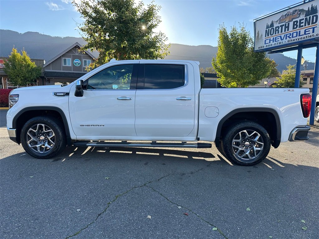 Used 2024 GMC Sierra 1500 SLT w/ SLT Premium Plus Package image 9