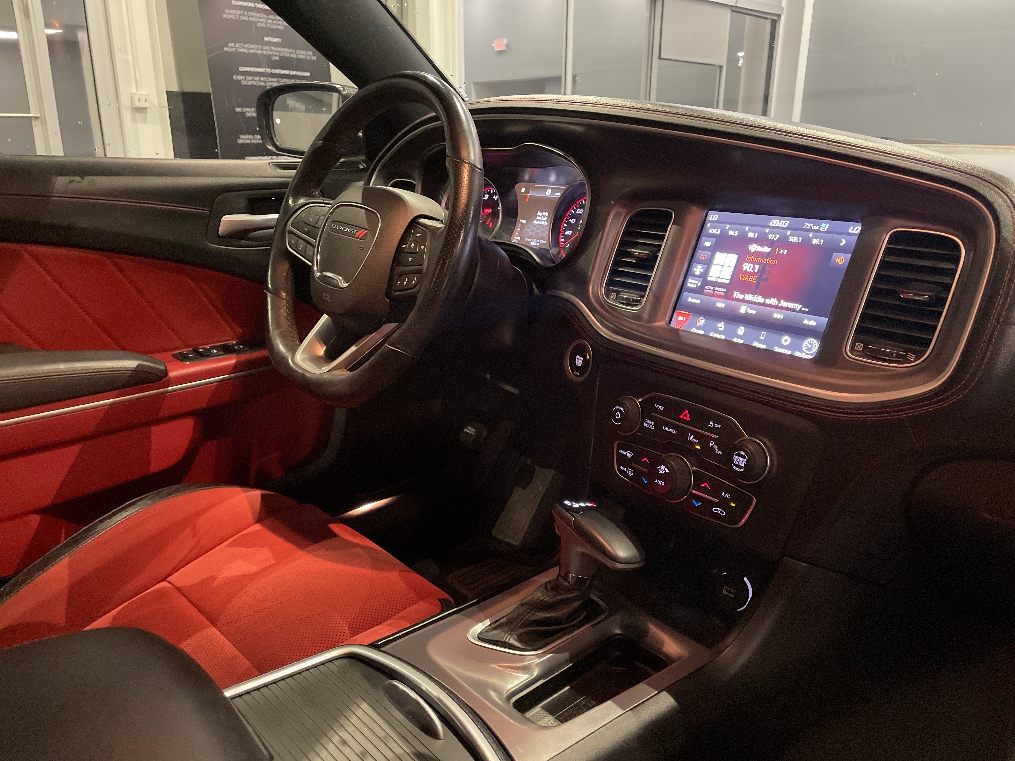 Used 2020 Dodge Charger Scat Pack RWD image 41