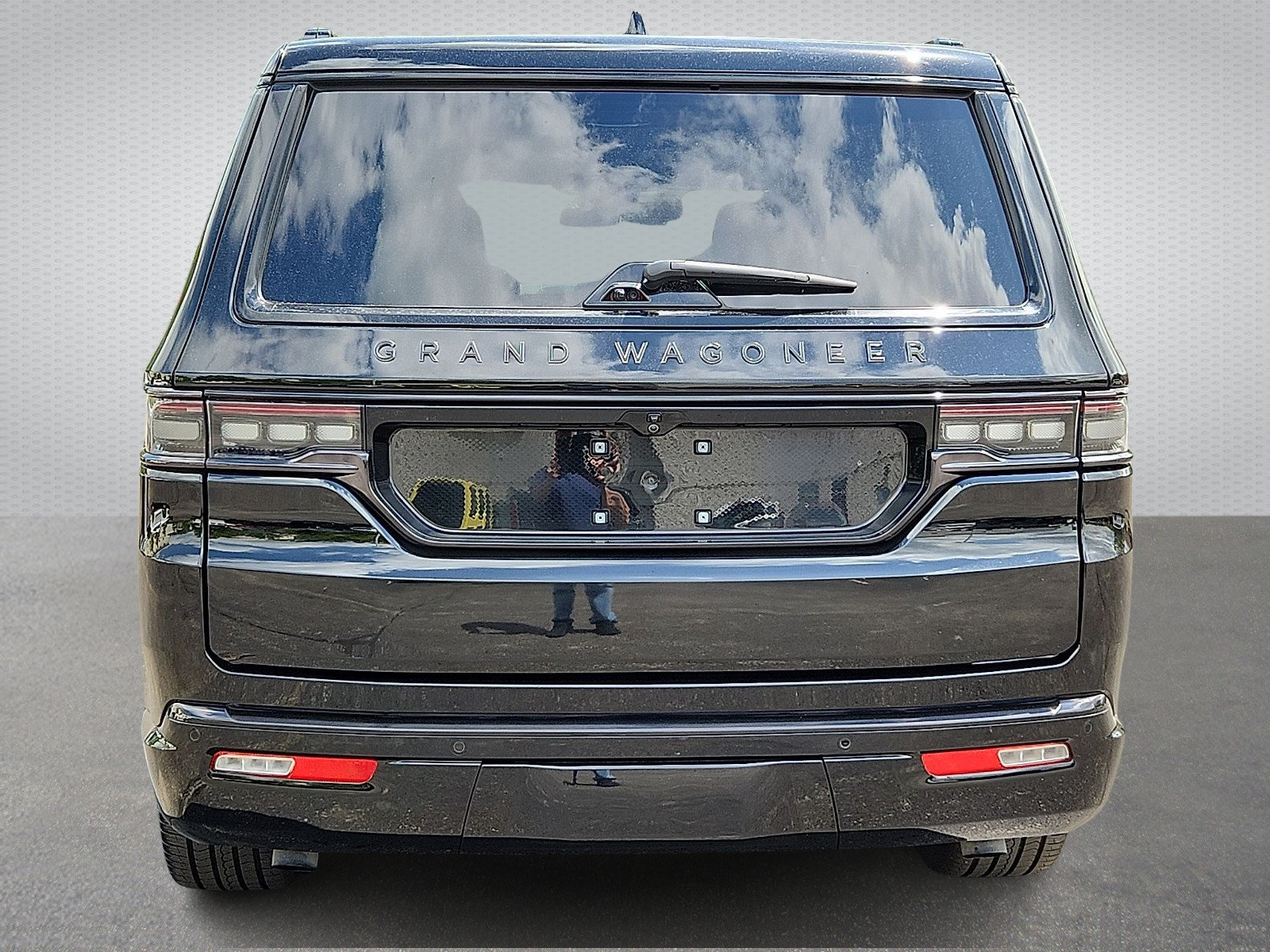 Certified 2024 Jeep Grand Wagoneer Series II w/ Quick Order Packagew 28T AWD/4WD image 5