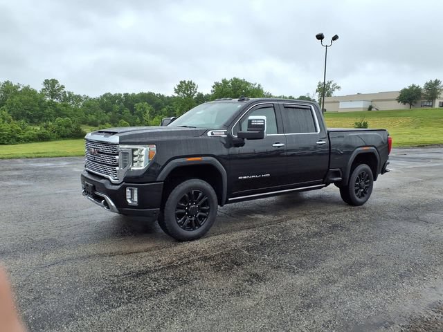 Used 2021 GMC Sierra 2500 Denali w/ Denali Black Diamond Edition AWD/4WD image 39