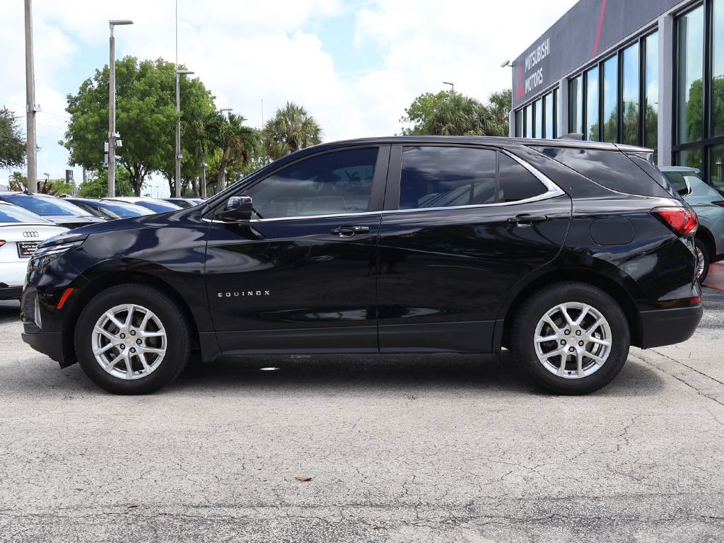 Used 2024 Chevrolet Equinox LT FWD image 16