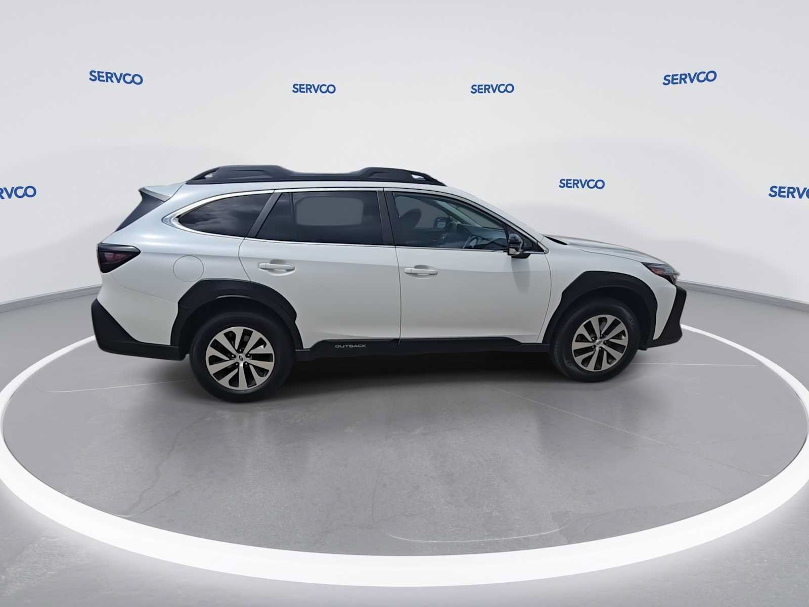 Used 2023 Subaru Outback Premium AWD/4WD image 9