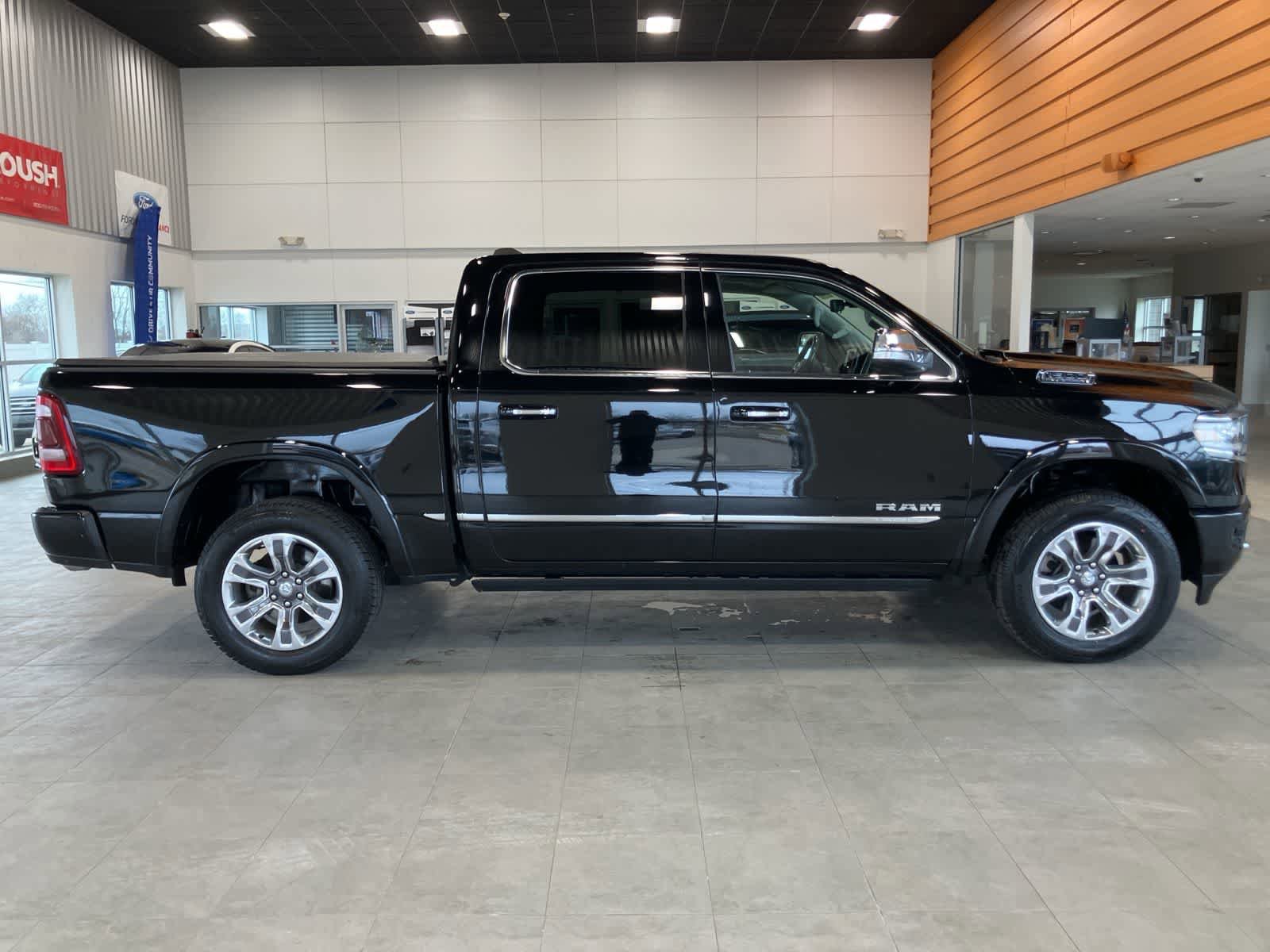 Used 2022 RAM 1500 Limited AWD/4WD image 4