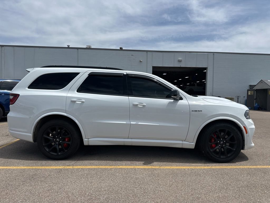 Used 2023 Dodge Durango R/T w/ Tow 'N Go Group AWD/4WD image 8