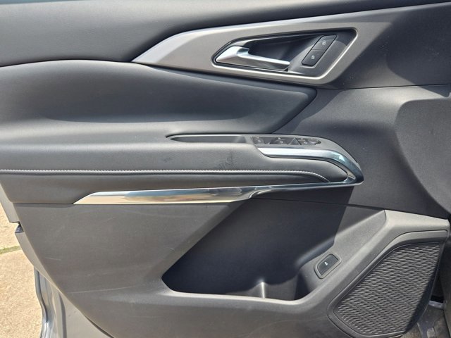 Used 2026 Chevrolet Traverse LT FWD image 11