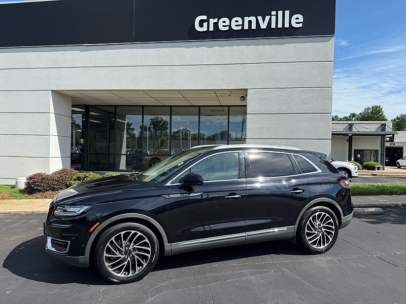 Used 2019 Lincoln Nautilus Reserve FWD image 2