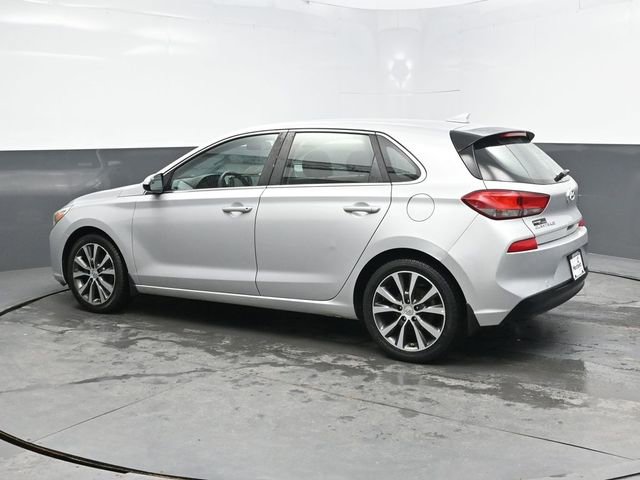 Used 2018 Hyundai Elantra GT FWD image 4