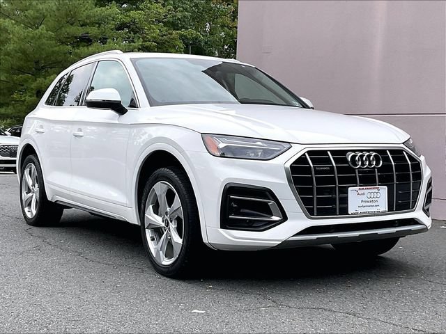 Used 2021 Audi Q5 Premium AWD/4WD image 1