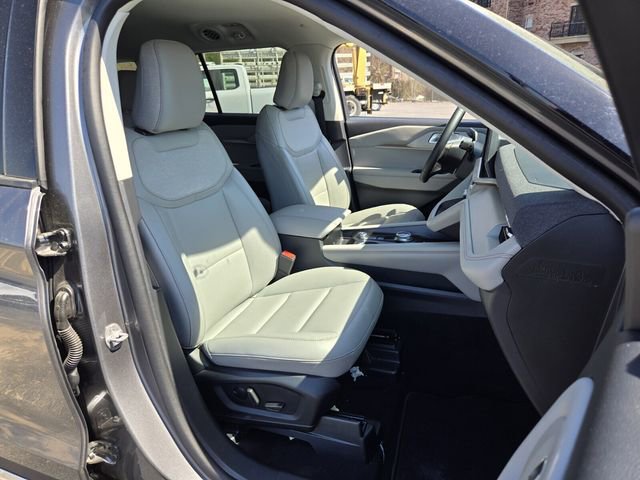 Certified 2025 Ford Explorer Active w/ Active Comfort Package image 20