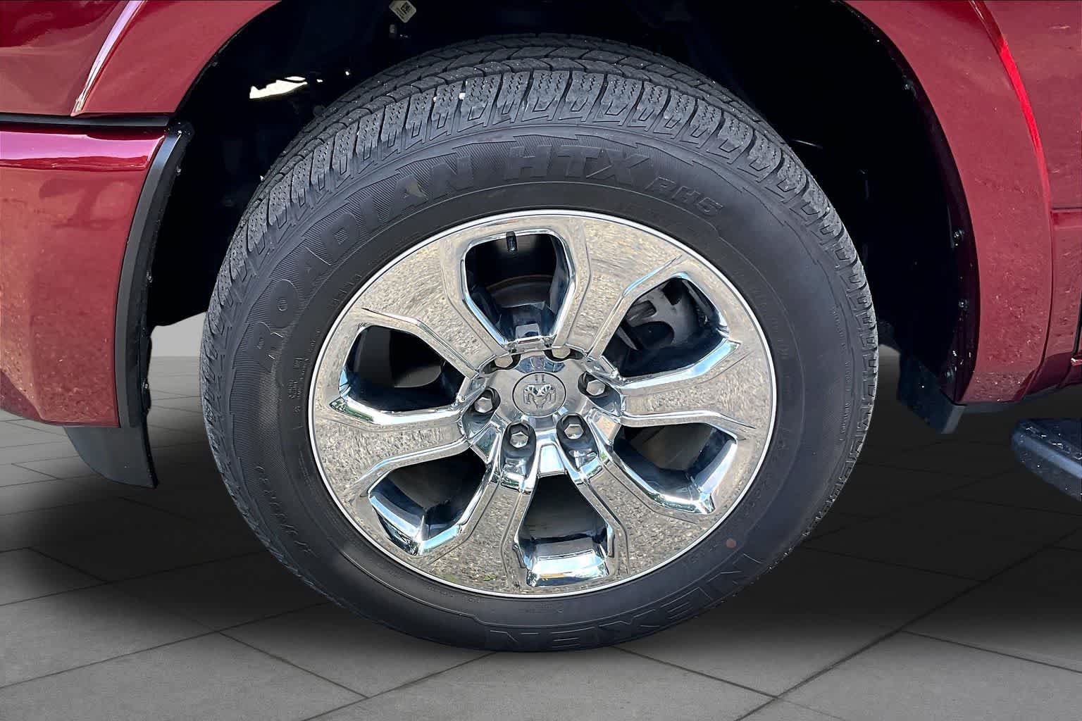 Used 2026 RAM 1500 Big Horn AWD/4WD image 11