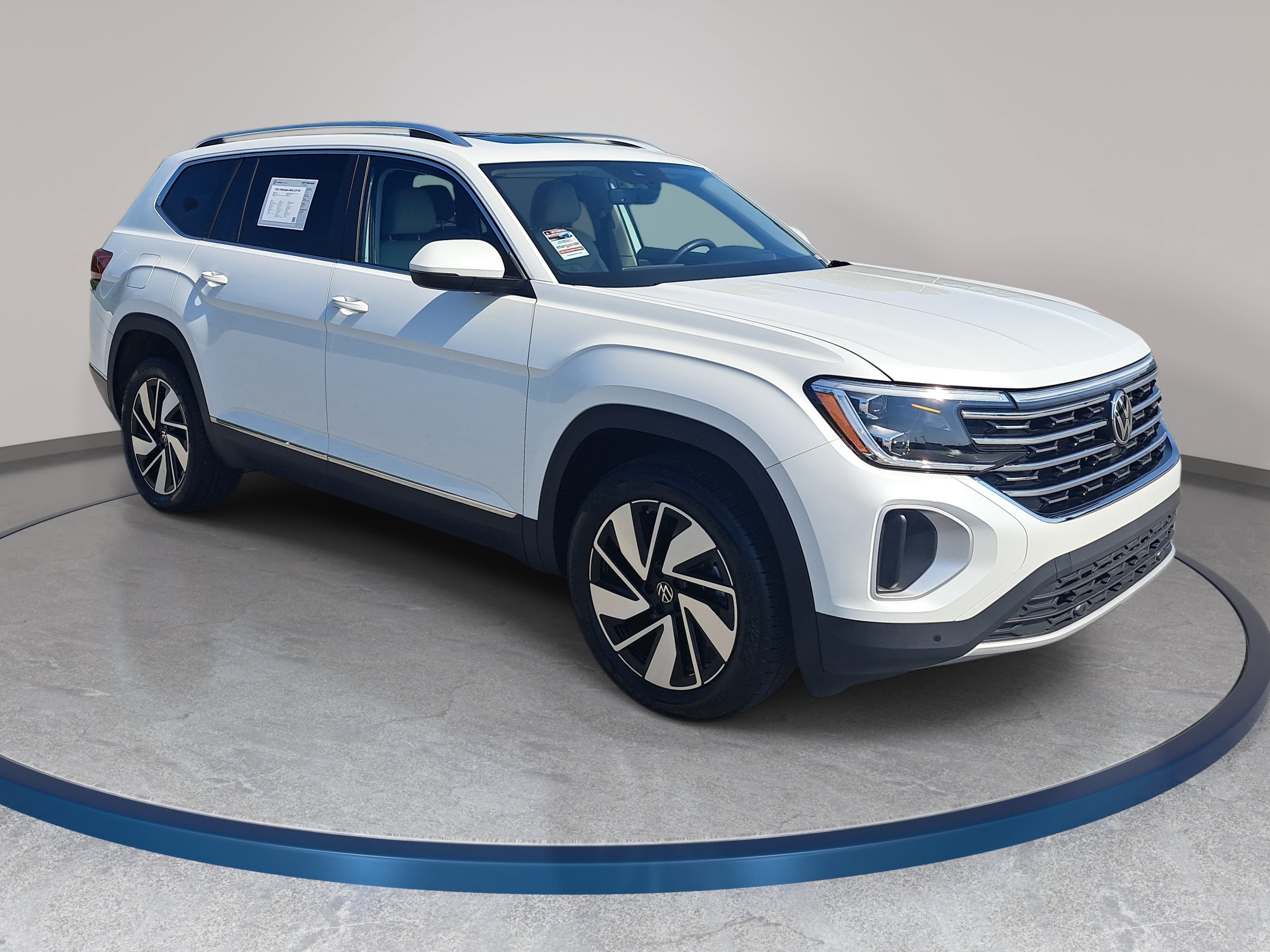 Certified 2026 Volkswagen Atlas SEL AWD/4WD image 3