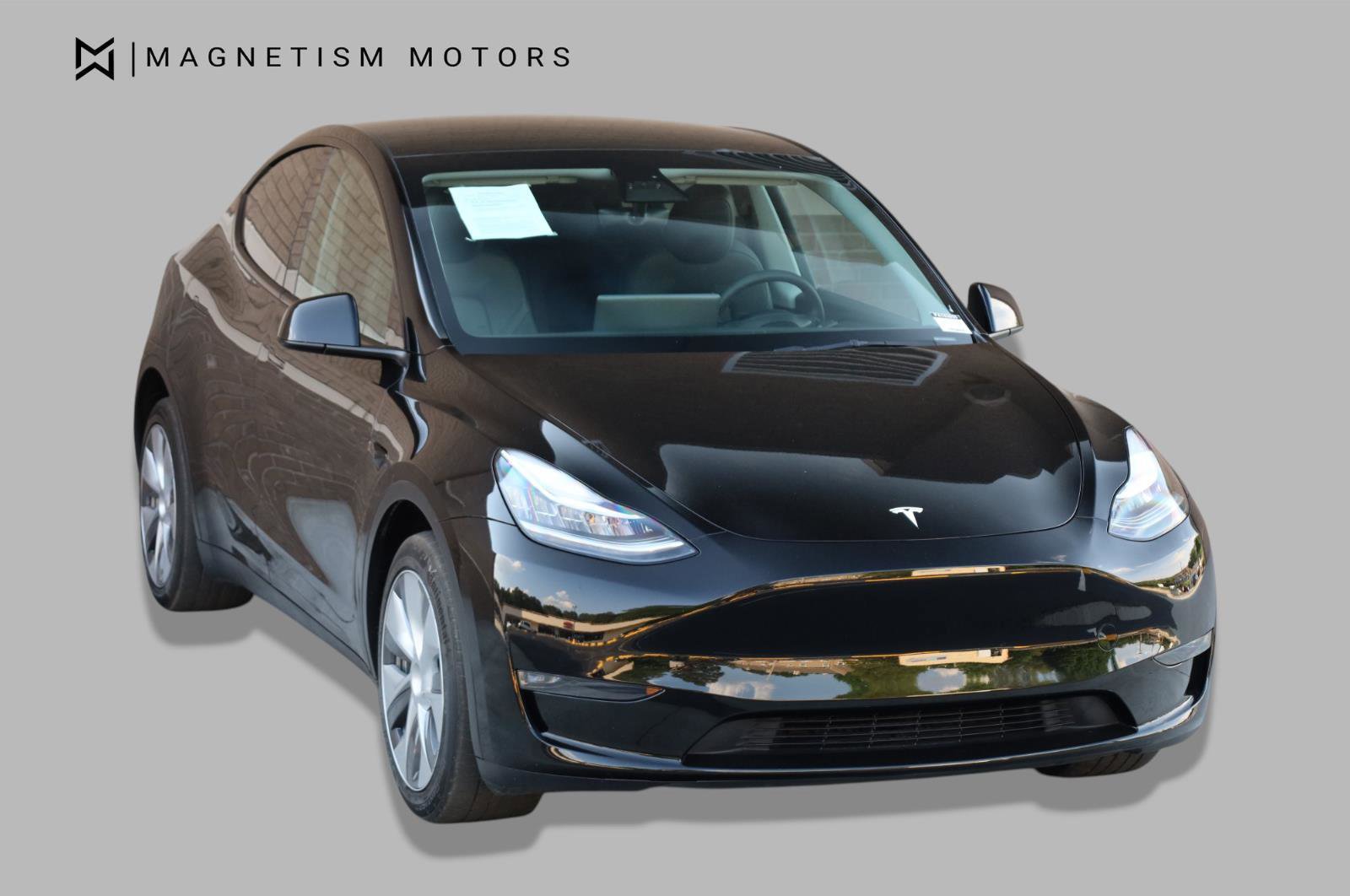 Used 2023 Tesla Model Y Long Range AWD/4WD image 4