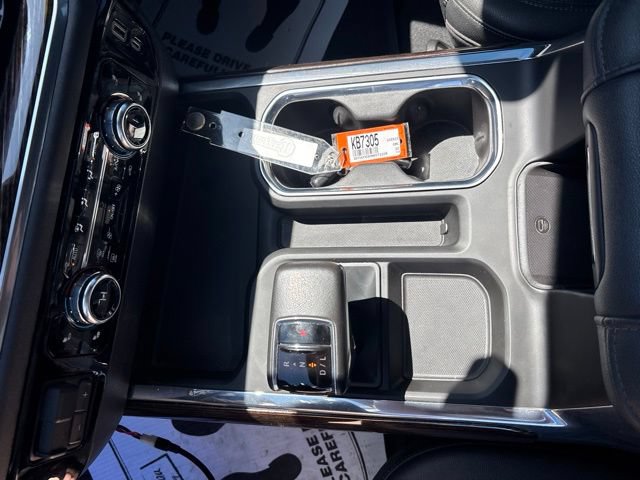 Used 2022 GMC Sierra 1500 Elevation w/ Elevation Premium Package AWD/4WD image 9