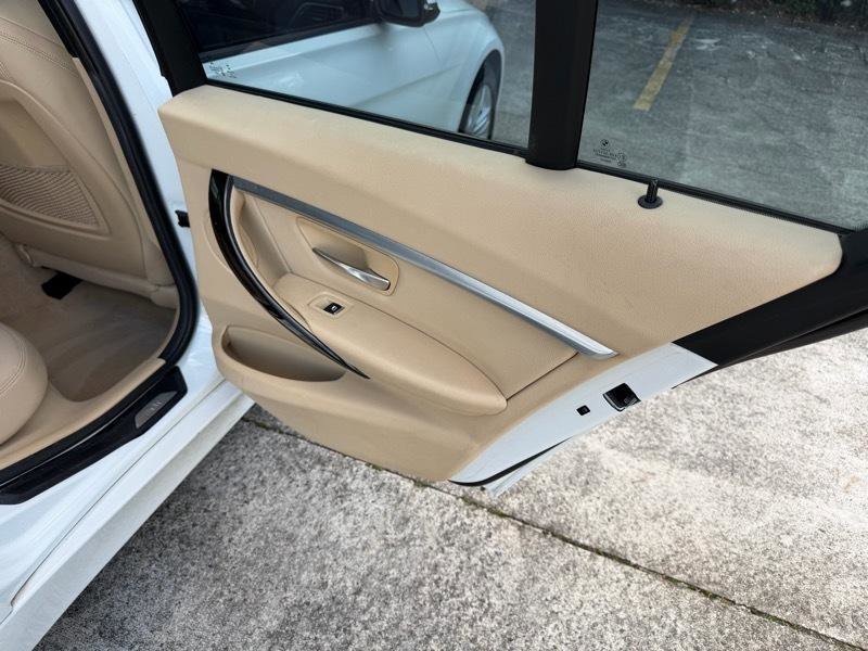 Used 2016 BMW 328i Sedan image 28