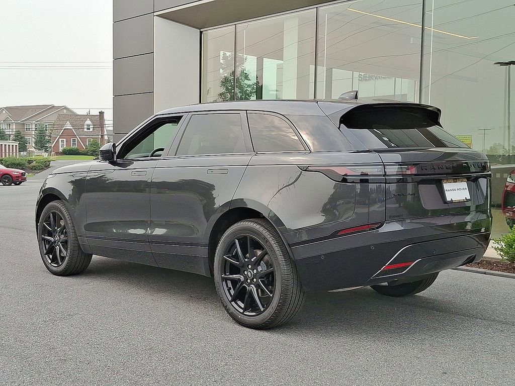 New 2026 Land Rover Range Rover Velar Dynamic SE image 4