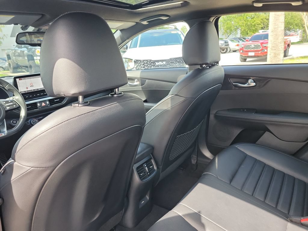 Used 2024 Kia Forte GT-Line w/ GT-Line Premium Package FWD image 27