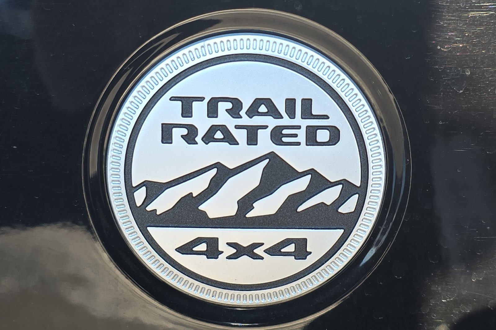 Used 2023 Jeep Wrangler Sahara image 31