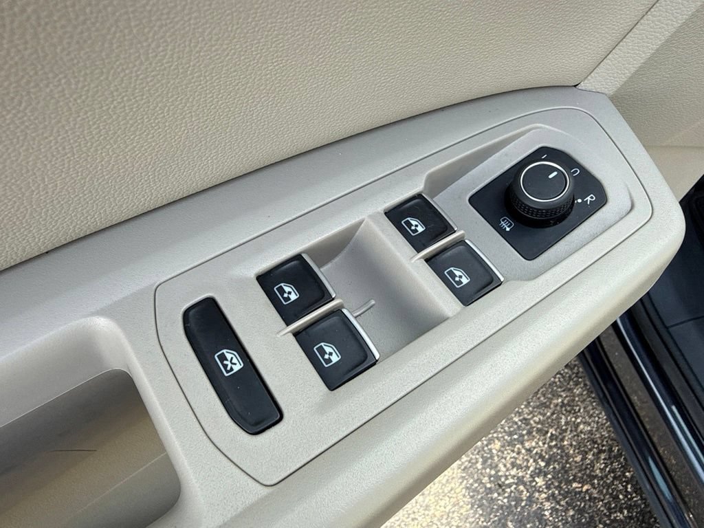 Used 2019 Volkswagen Atlas SEL AWD/4WD image 24