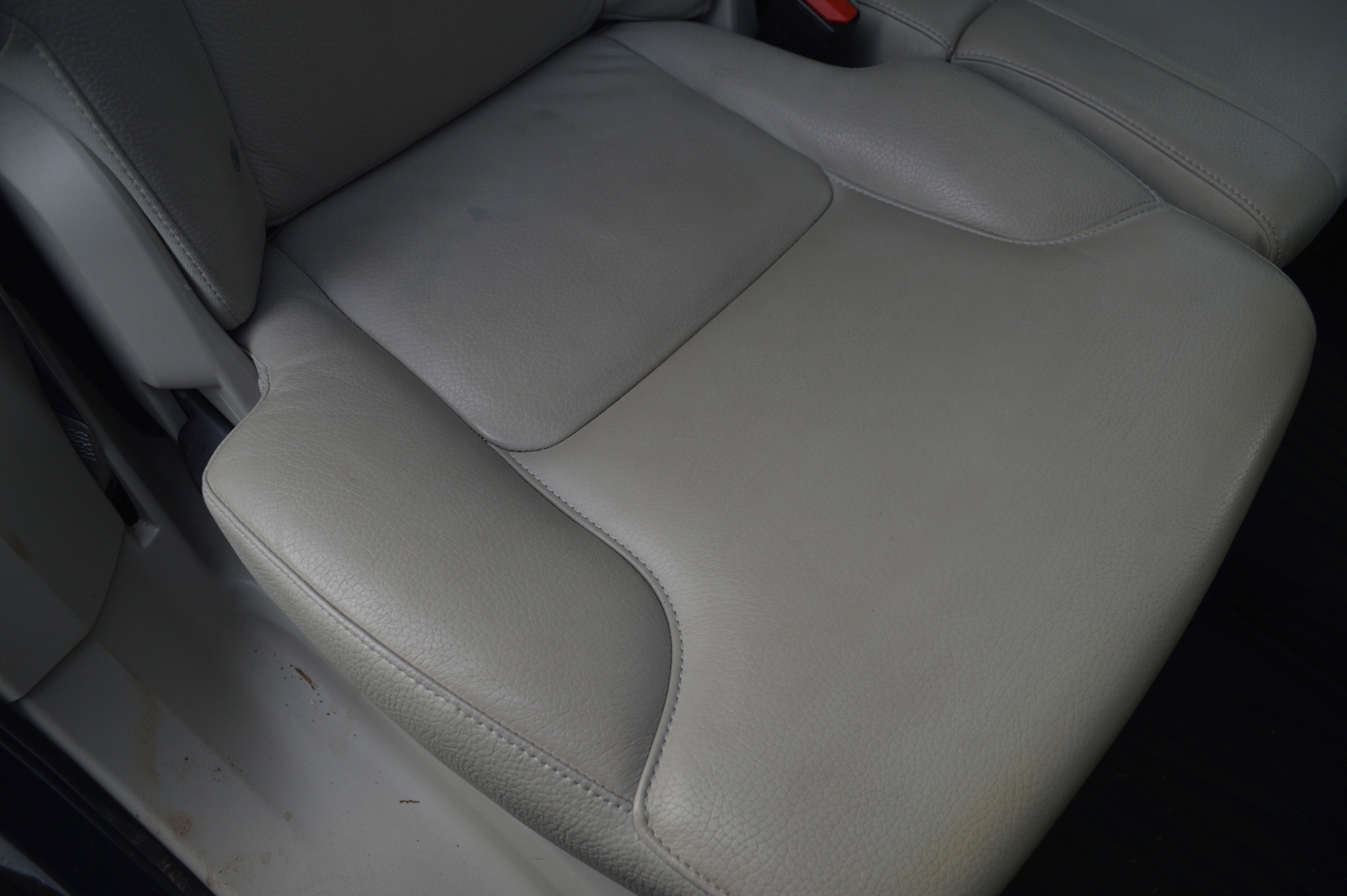 Used 2022 Volvo XC90 T6 Momentum w/ Advanced Package image 38