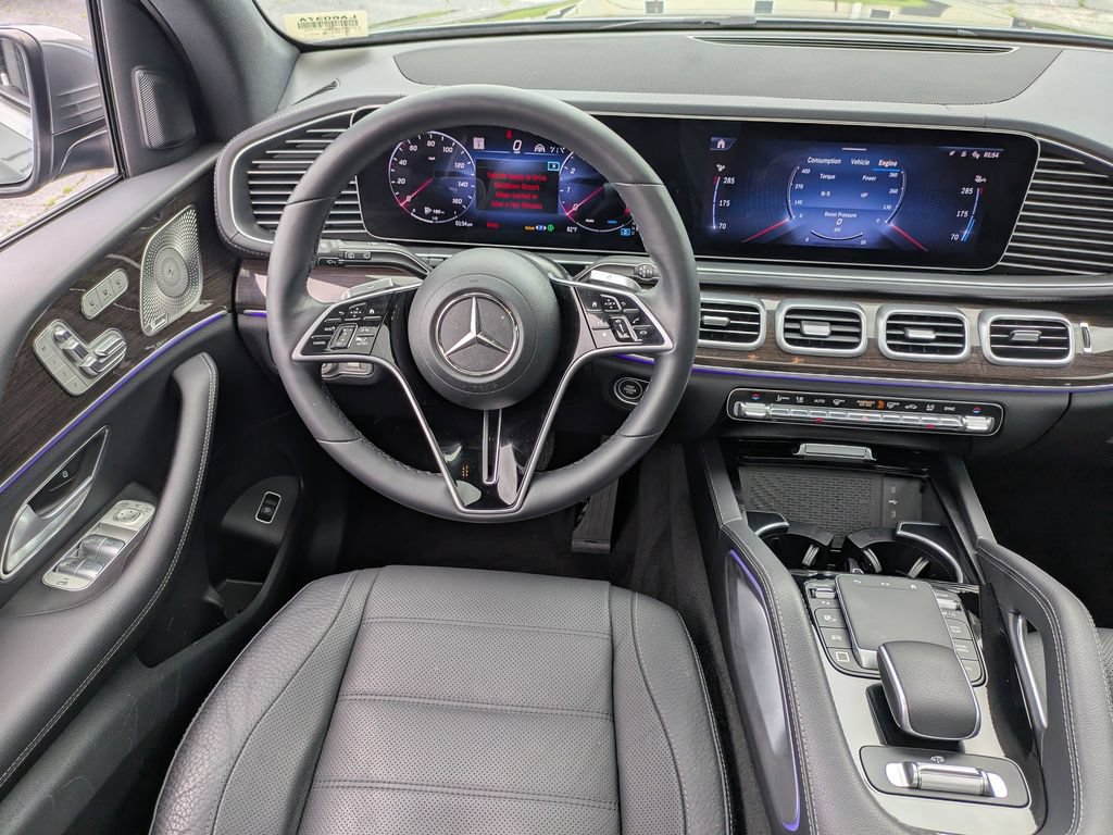Used 2025 Mercedes-Benz GLS 450 4MATIC image 22