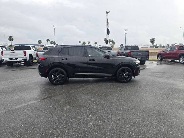 Used 2022 Buick Envision Essence w/ Technology Package I FWD image 5