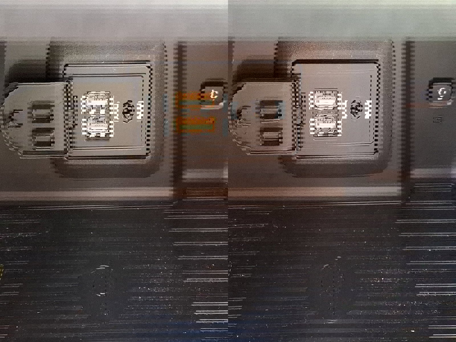 Certified 2021 Toyota Venza LE image 19