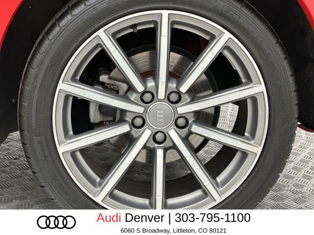 Used 2018 Audi Q3 2.0T Premium Plus w/ Premium Plus Package AWD/4WD image 10