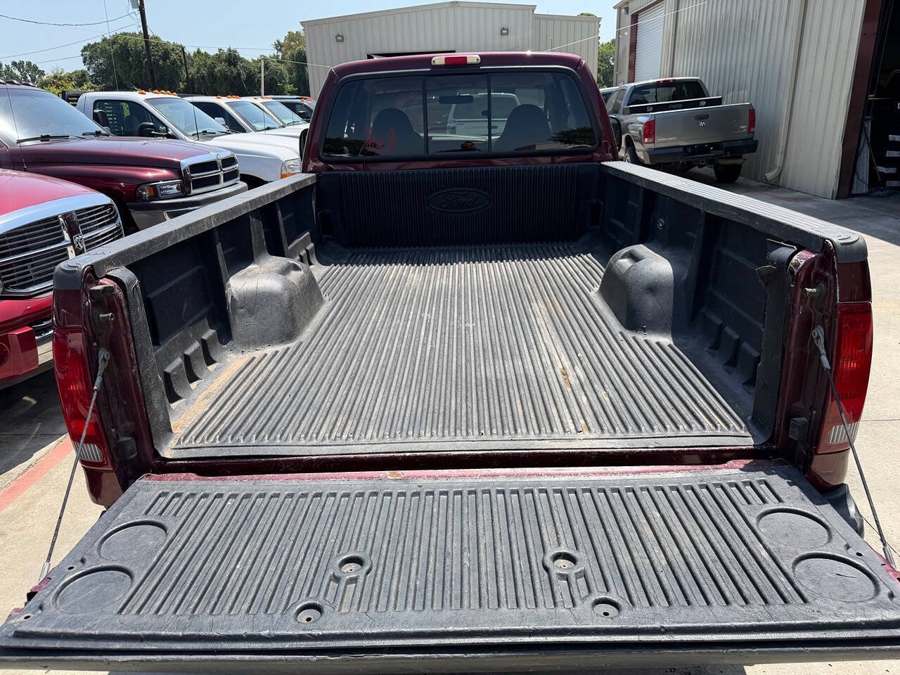 Used 1999 Ford F250 XLT AWD/4WD image 9