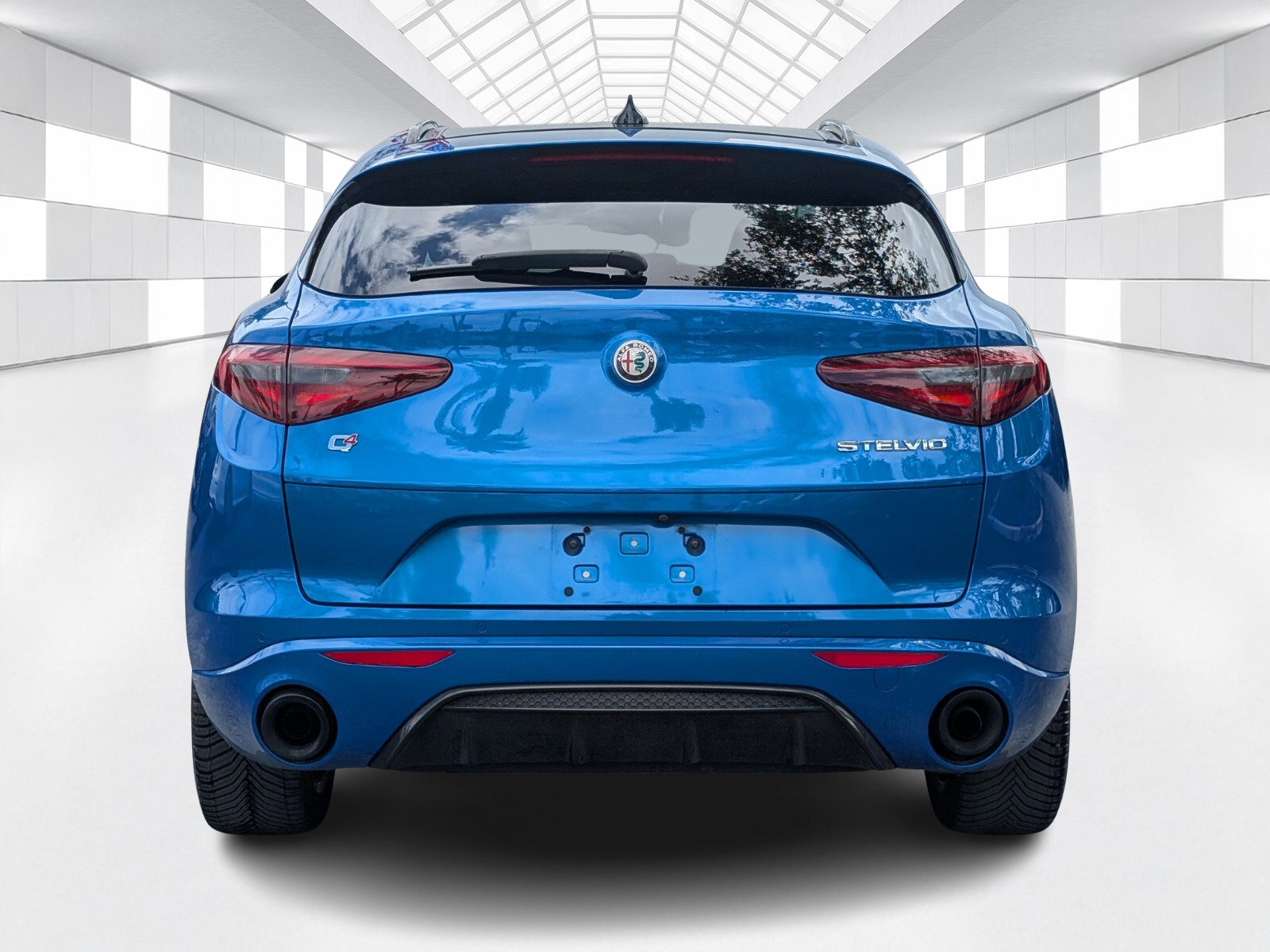 Used 2022 Alfa Romeo Stelvio Veloce image 6